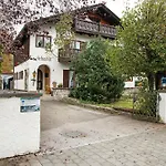 公寓 Gaestehaus Arkadia - 3 加爾米施-帕滕基興