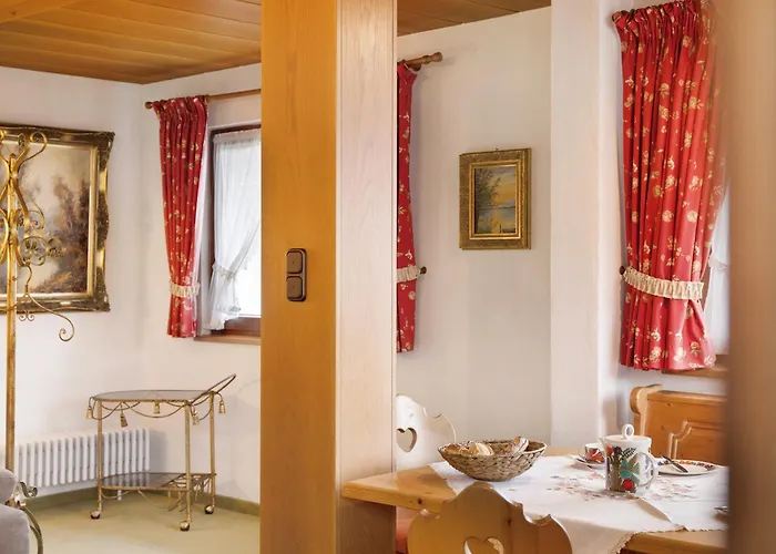 Gaestehaus Arkadia - 3 * Гармиш-Партенкирхен